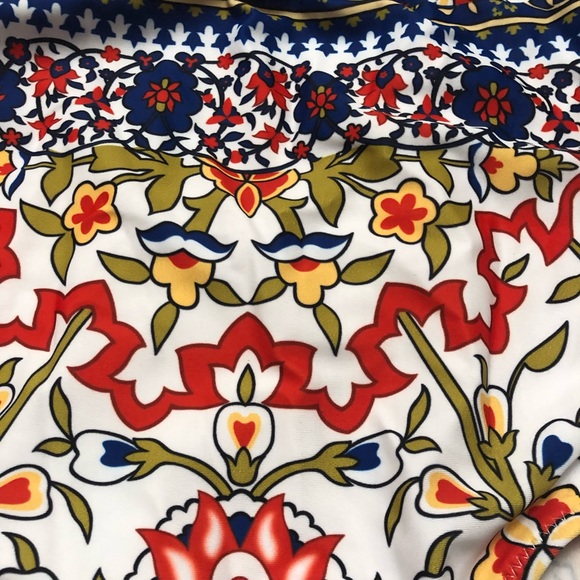 🐠One piece multicolor floral design swimsuit - Picture 6 of 7